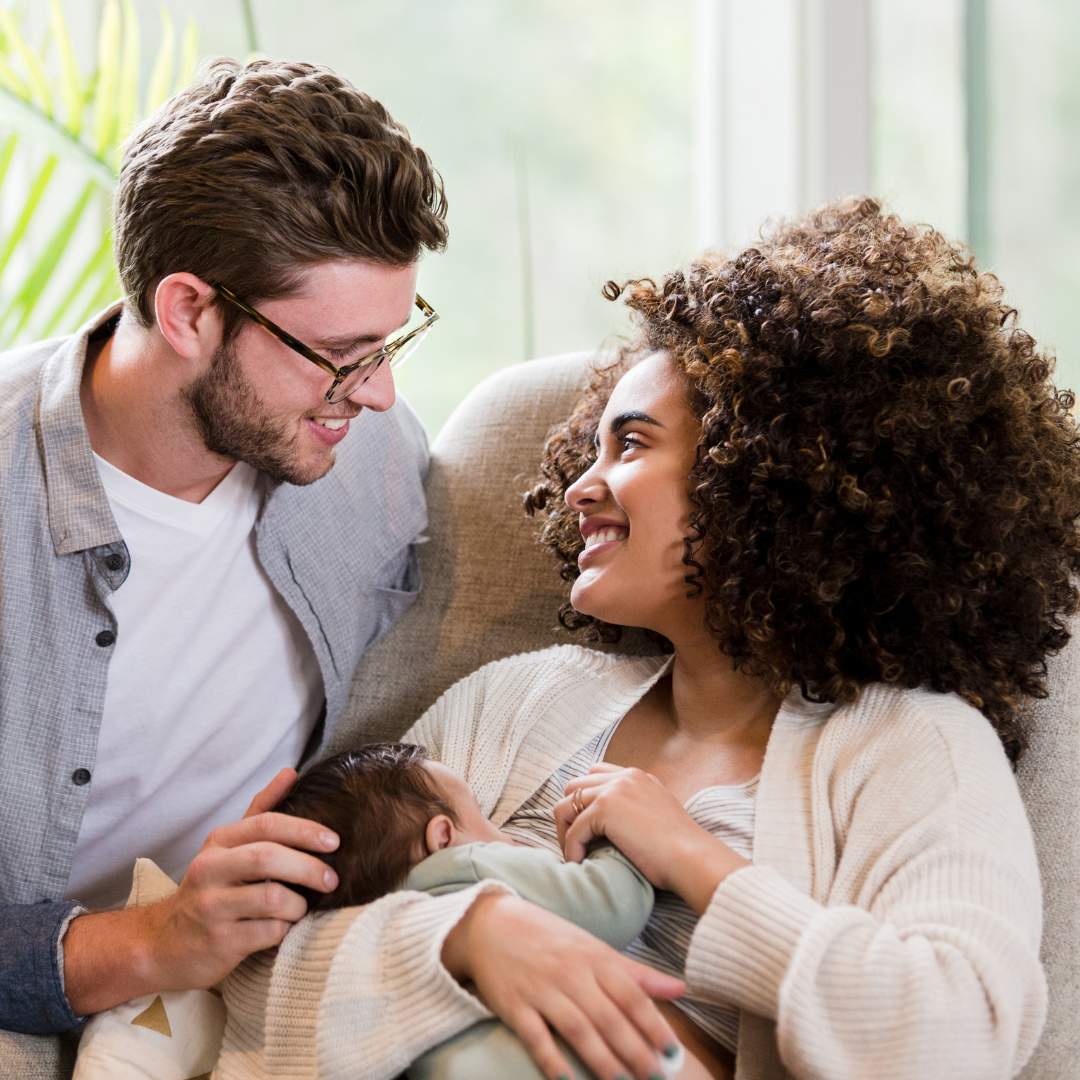 Stillen ist Teamarbeit: Wie Ihr den „Invisible Load“ gemeinsam meistert