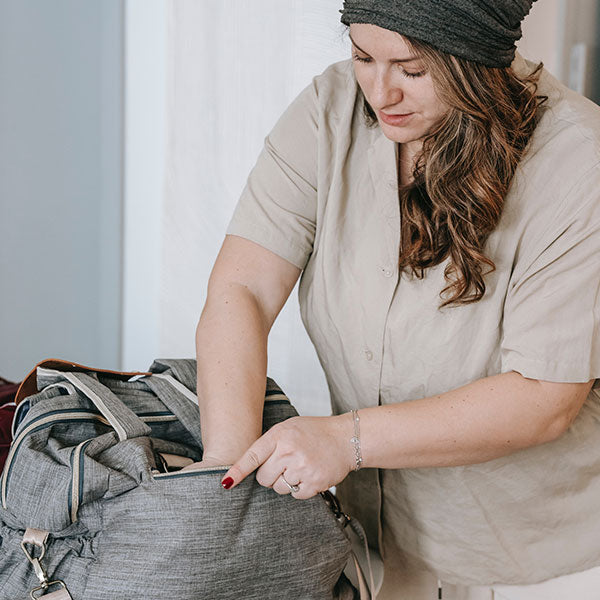 Kliniktasche für die Geburt: Ultimative Checkliste für werdende Eltern