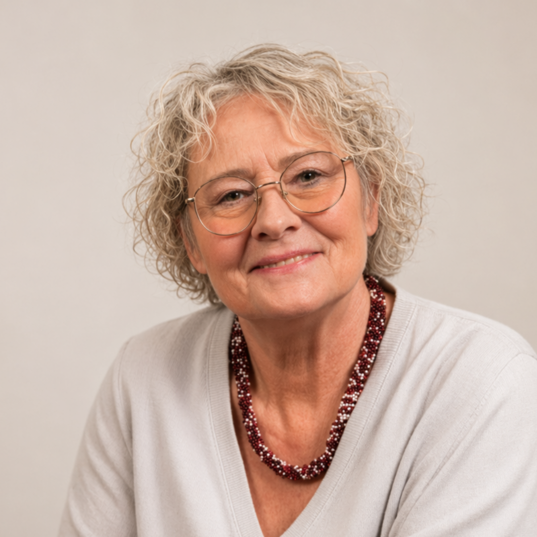 Portrait von Katrin Bautsch, erfahrene Kinderkrankenschwester und IBCLC Stillberaterin.